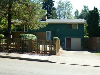1147 N 180th St, Shoreline, WA 98133