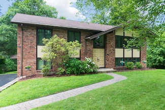 125 Longdale Rd, Mahopac, NY 10541