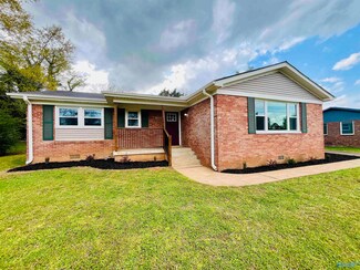 4101 Glendale Ln NW, Huntsville, AL 35810
