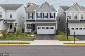 4635 Wood Glen Rd, Fairfax, VA 22032