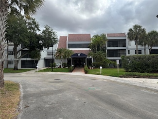 200 Lakeview Dr Unit 204, Weston, FL 33326