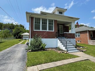 838 Frederick St, Bluefield, WV 24701