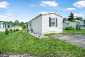 21 B St, Thomasville, PA 17364