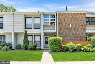9 -I Dennison Unit I, East Windsor, NJ 08512