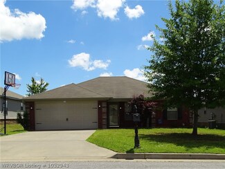 210 Regency Dr, Barling, AR 72923