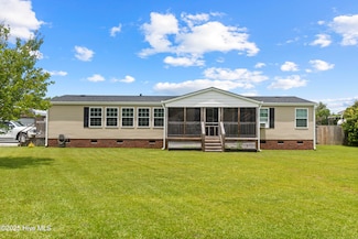 111 Hidden Creek Dr, Swansboro, NC 28584