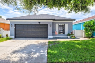 2419 29th Ave E, Palmetto, FL 34221