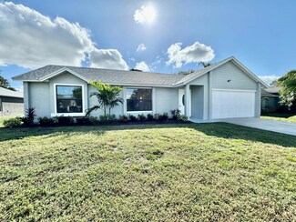 482 SW Lucero Dr, Port Saint Lucie, FL 34983