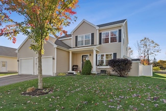 18 Laceys Way, Gorham, ME 04038