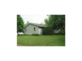 603 S Jackson St, Lisbon, IA 52253