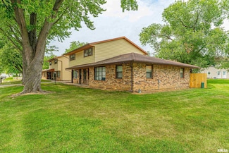 147 Northville Dr, Lincoln, IL 62656