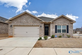 7013 Nearpath Dr NW, Huntsville, AL 35806
