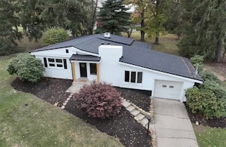 687 Bower Hill Rd, Venetia, PA 15367