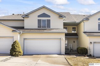10705 Berry Plaza, Omaha, NE 68127