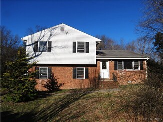 5820 Sutherland Dr, Sutherland, VA 23885
