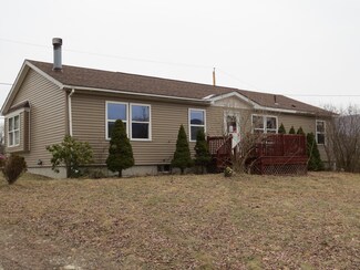 55 Hudson Brook Ln, Clarksburg, MA 01247