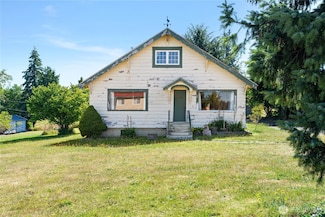 211 Harrison St, Raymond, WA 98577