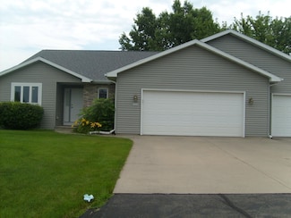 3469 Nelson Rd, Oshkosh, WI 54904