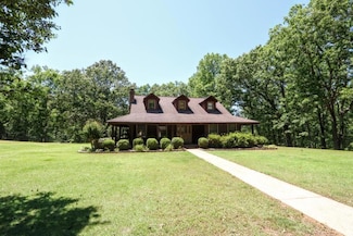645 Footney Brown Rd, Fulton, MS 38843