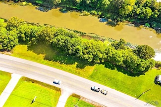 5203 Highway 1, Raceland, LA 70394