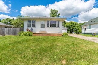 5415 W Hi Way Ct, Peoria, IL 61604