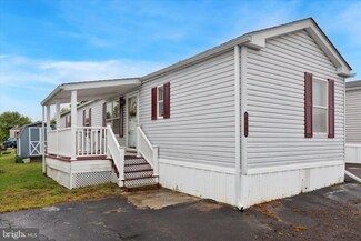 869 Buttonwood Ave, Spring City, PA 19475