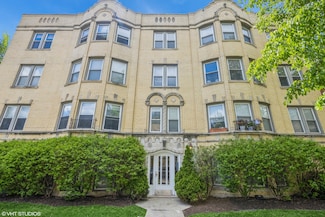 6204 N Claremont Ave Unit 3, Chicago, IL 60659