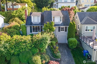 5051 Harold Place NE, Seattle, WA 98105