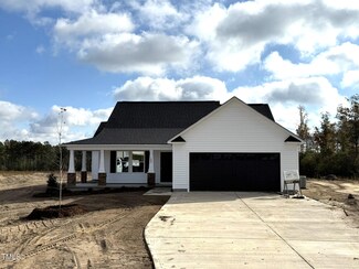 786 Sherrill Farm Dr, Benson, NC 27504