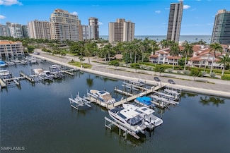 4680 Gulf Shore Blvd N Unit 65, Naples, FL 34103