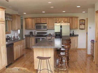 41 Railroad St, Deadwood, SD 57732