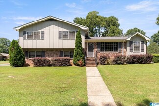2280 N Sherrlyn Dr, Birmingham, AL 35226