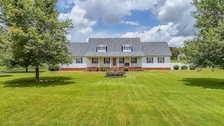 971 Twelve Oaks Dr, Adamsville, TN 38310