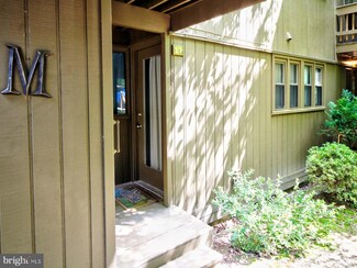 7 The Hill Rd, Basye, VA 22810