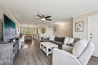 11 Westview Ave Unit 25-2, White Plains, NY 10603