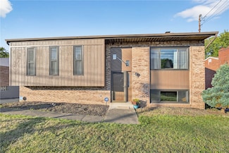 75 Coraopolis Rd, Coraopolis, PA 15108