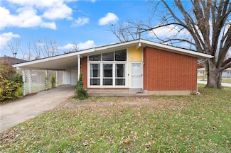 627 Tucker Ave, Clarksville, IN 47129