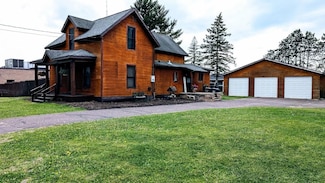 1221 6th St, Chetek, WI 54728