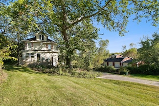 W8507 Meadow Brook Rd, Argyle, WI 53504