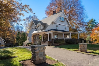 40 Sewall St, West Newton, MA 02465