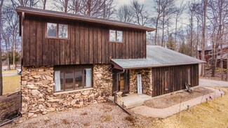 2202 Bellewood Ave, Schofield, WI 54476
