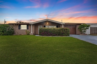 5147 Perennial Dr, Holiday, FL 34690