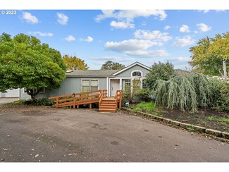 11915 NE Honey Ln, Newberg, OR 97132