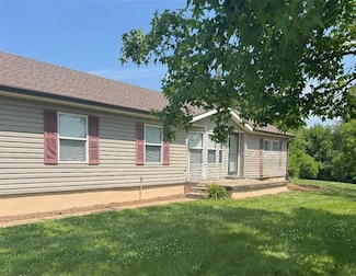 3505 N Woodbine Rd, Saint Joseph, MO 64505