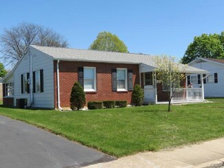 109 S 9th St, Coplay, PA 18037