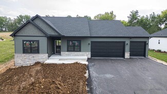 608 Olson Dr, Orfordville, WI 53576