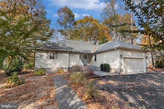 214 Monument Rd, Locust Grove, VA 22508