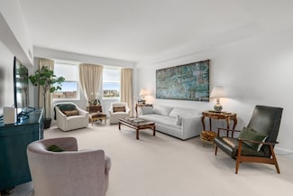 2 Commonwealth Ave Unit 15D, Boston, MA 02116
