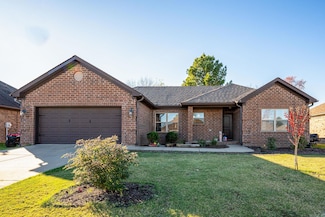 3 Hidden Oak Dr, Vilonia, AR 72173