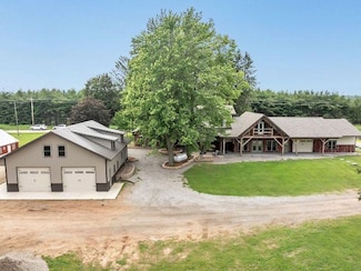 5836 County Road V, Gillett, WI 54124